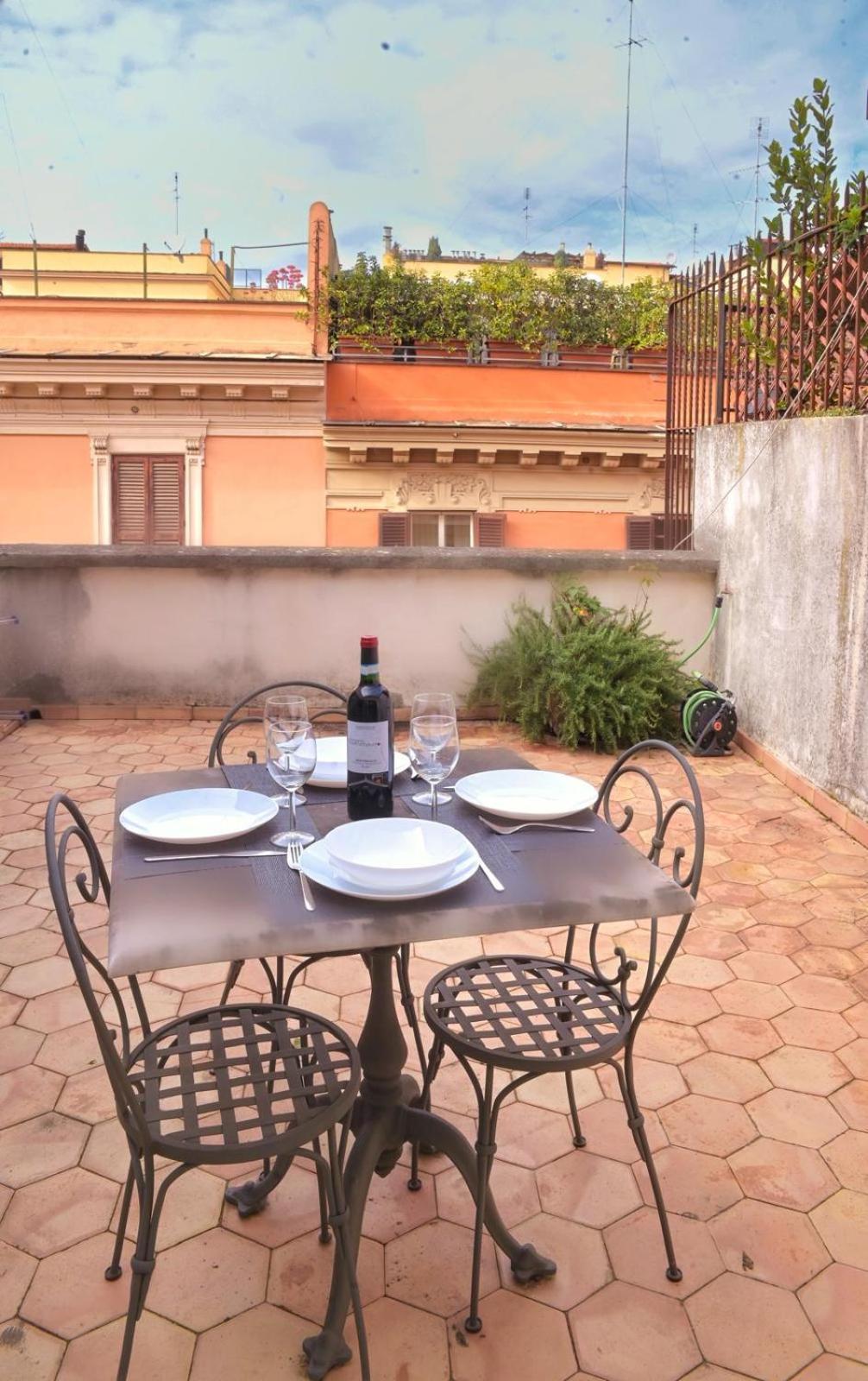 Dimora Coppede Apartment